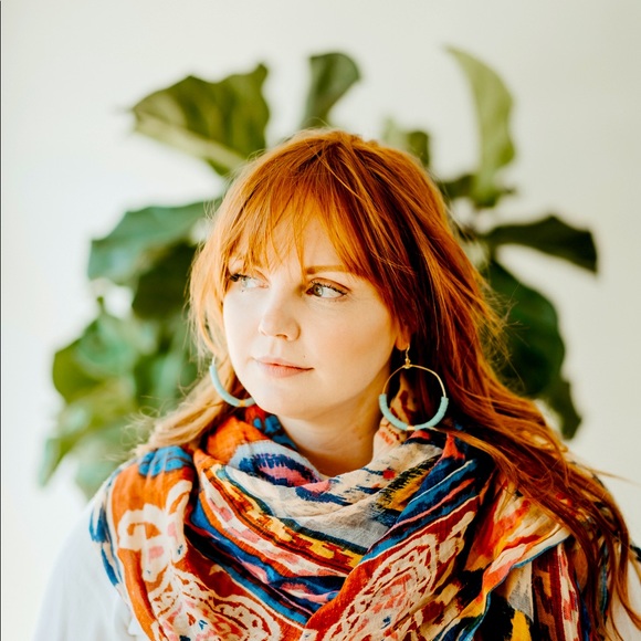 Meet your Posher, Alyssa - Picture 1 of 1